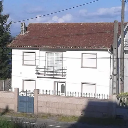 Apartment Casa Con Jardin Y Bajada Al Mar En Raxo *