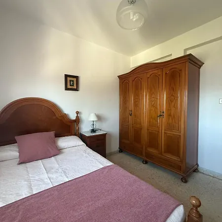 Casa Con Jardin Y Bajada Al Mar En 아파트 *