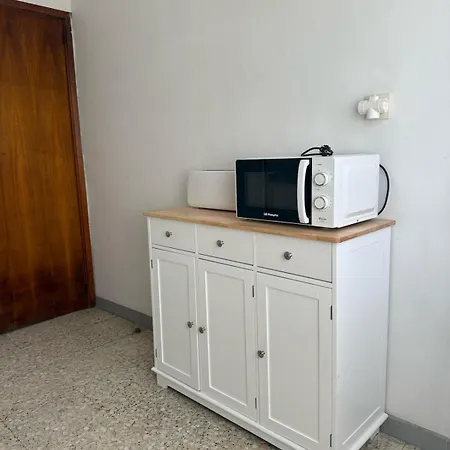 Casa Con Jardin Y Bajada Al Mar En Lägenhet *