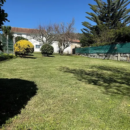 Casa Con Jardin Y Bajada Al Mar En Raxo * Raxo